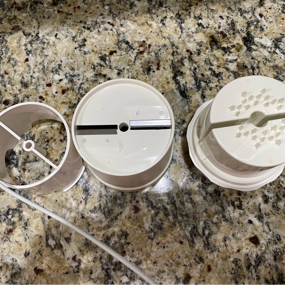 Pampered, Chef, Spiral Slicer - Picture 2 of 5